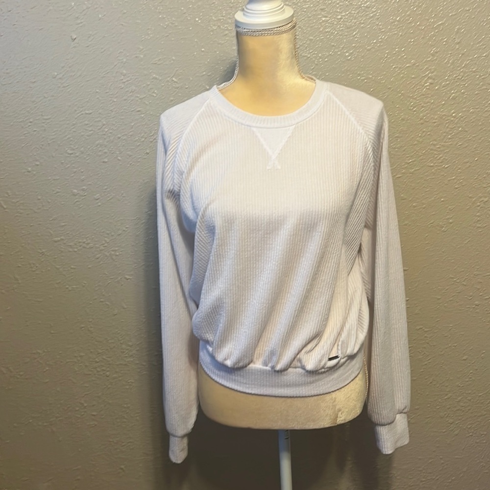HOLLISTER White Knit Sweater Size M